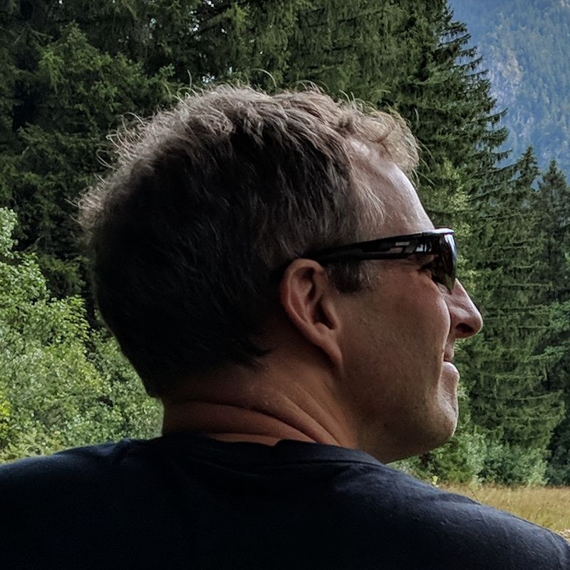 Dr. Sven Magg